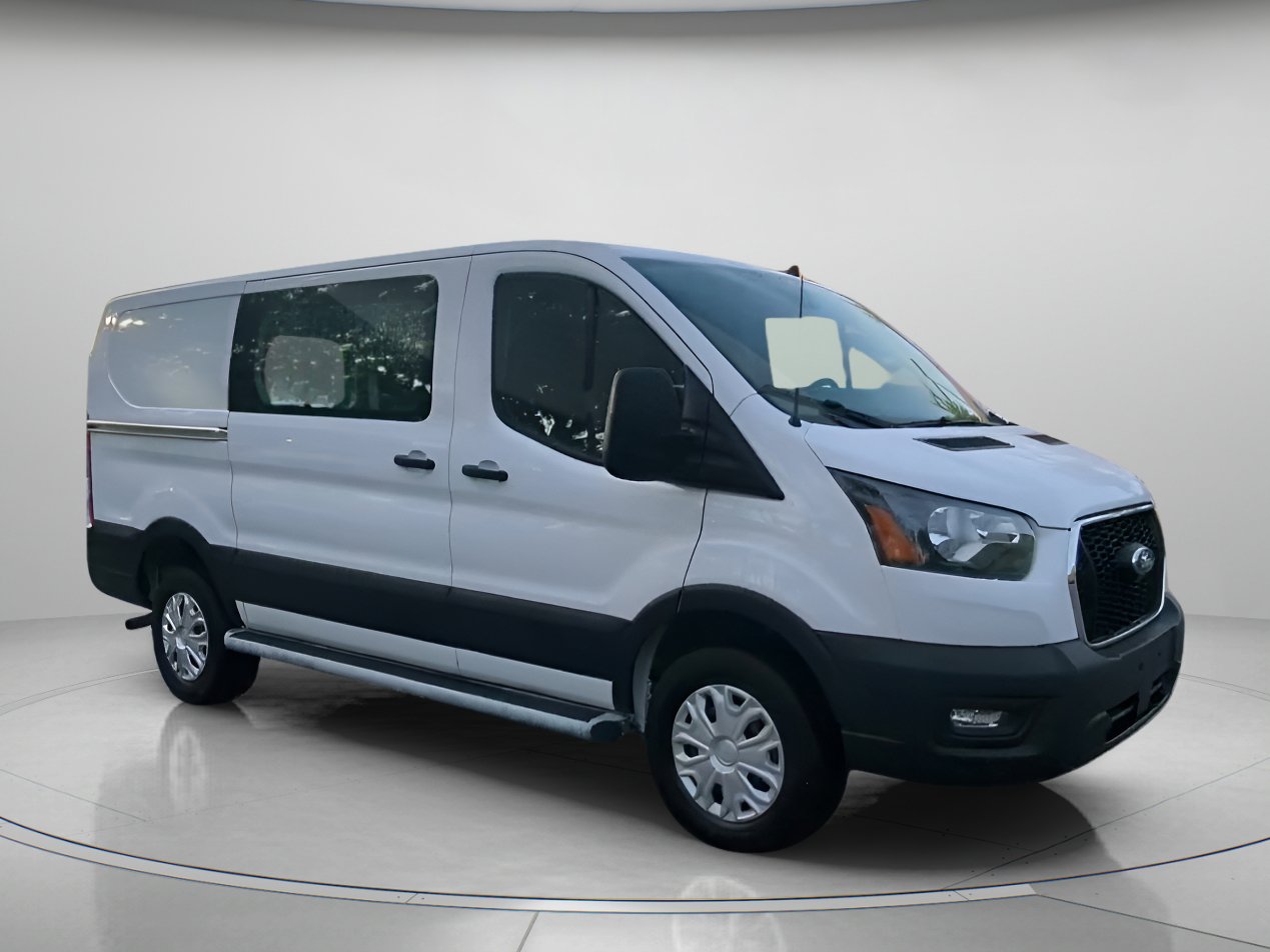 Certified 2025 Ford Transit 250 Low Roof w/ Exterior Upgrade Package RWD image 35