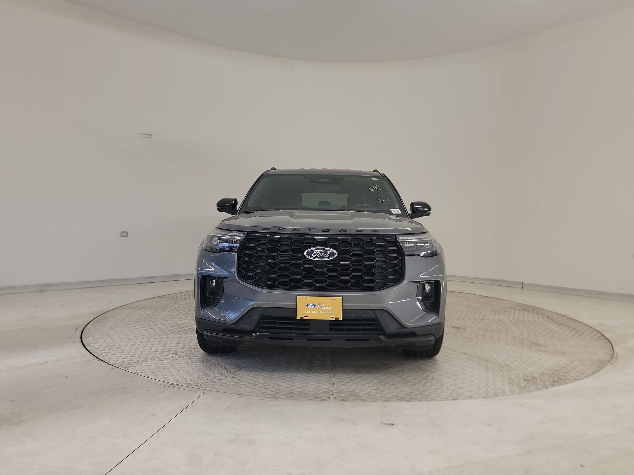 Certified 2025 Ford Explorer ST-Line w/ ST-Line Street Pack AWD/4WD image 4