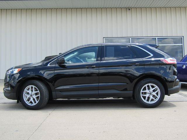 Certified 2024 Ford Edge SEL w/ Convenience Package AWD/4WD image 11