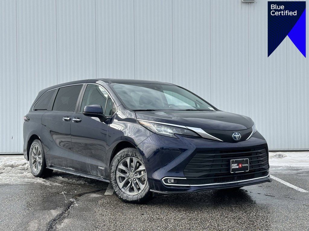 Used 2021 Toyota Sienna XLE
