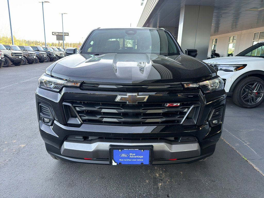 Used 2024 Chevrolet Colorado Z71 w/ Safety Package AWD/4WD image 2