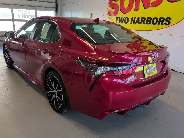 Used 2024 Toyota Camry SE AWD/4WD image 3