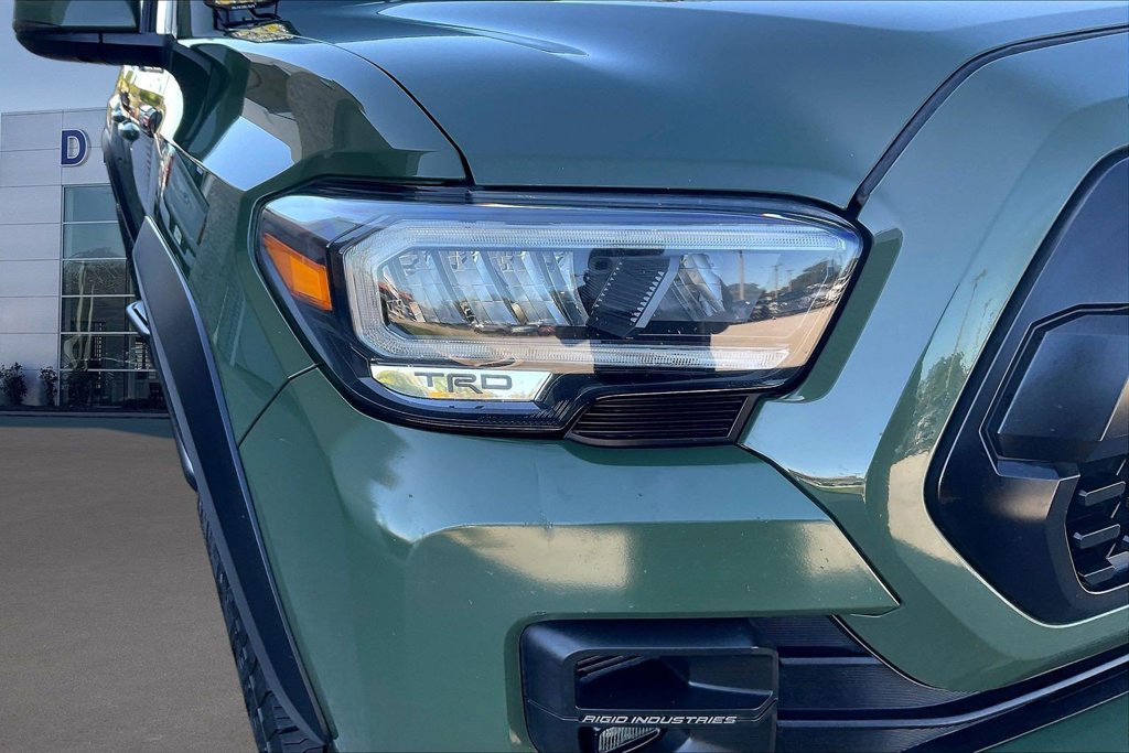 Used 2020 Toyota Tacoma TRD Pro AWD/4WD image 32