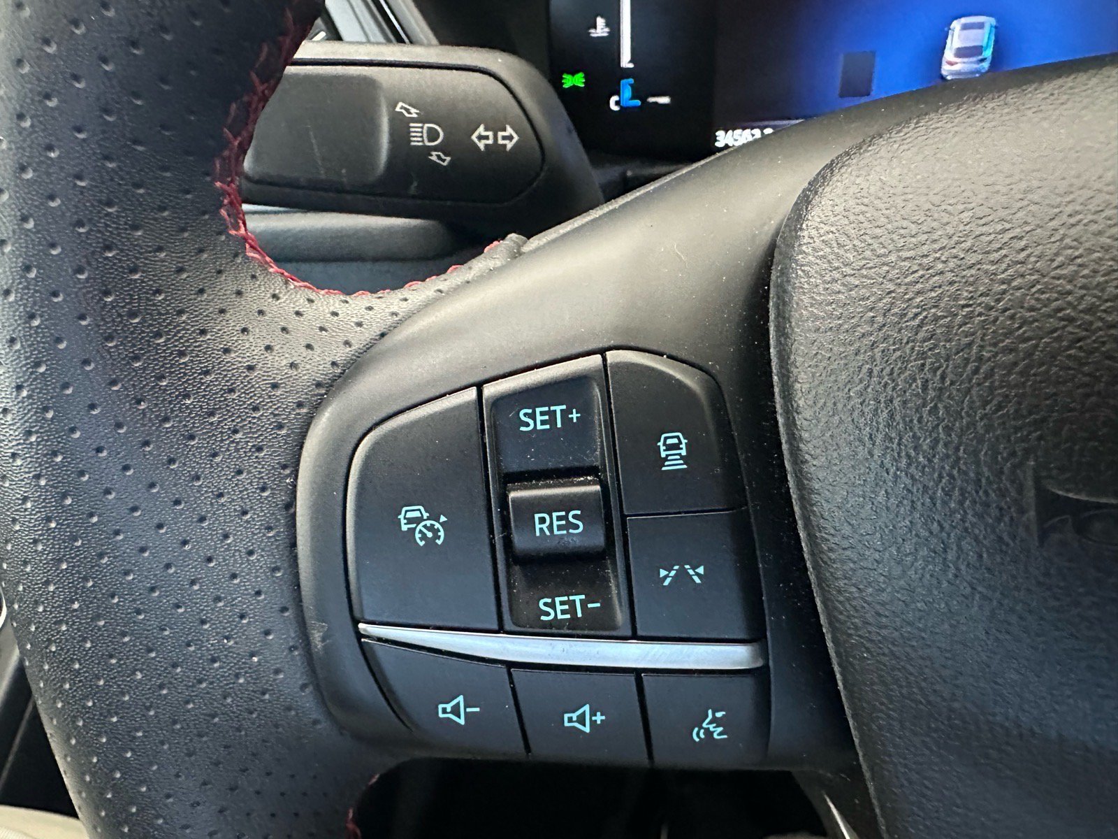 Certified 2024 Ford Escape ST-Line w/ Tech Pack #1 FWD image 30