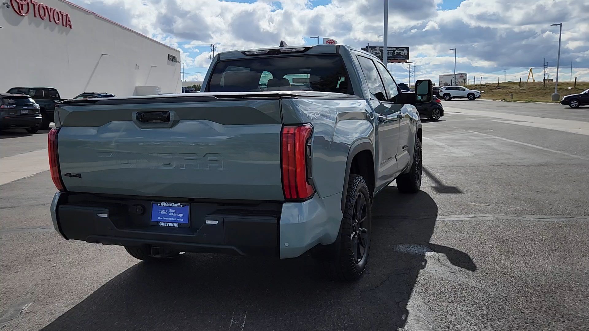 Used 2024 Toyota Tundra Limited w/ TRD Off-Road Package AWD/4WD image 4