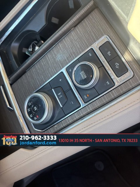 Certified 2022 Ford Expedition Limited image 15