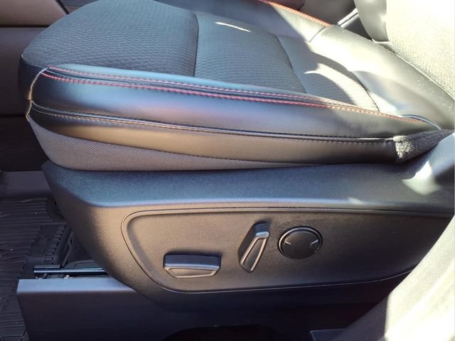 Certified 2024 Ford Escape ST-Line Select w/ Tech Pack #2 AWD/4WD image 14