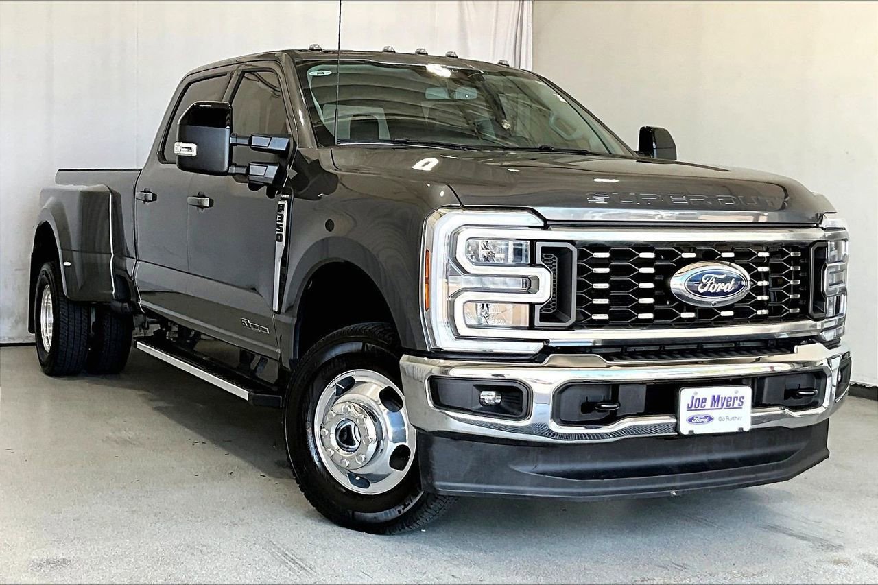 Certified 2025 Ford F350 Lariat AWD/4WD image 5