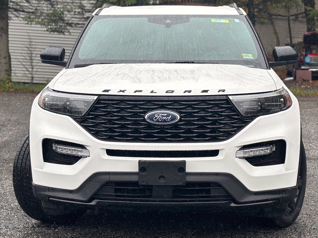 Certified 2023 Ford Explorer ST-Line w/ Class IV Trailer Tow Package AWD/4WD image 2