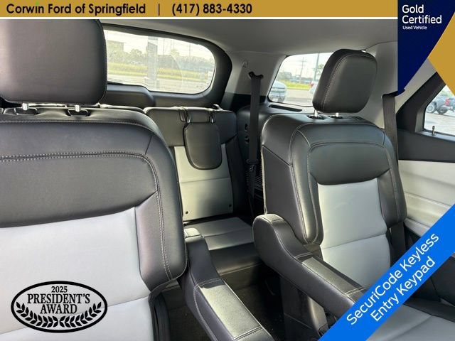 Certified 2024 Ford Explorer XLT w/ Equipment Group 202A AWD/4WD image 15