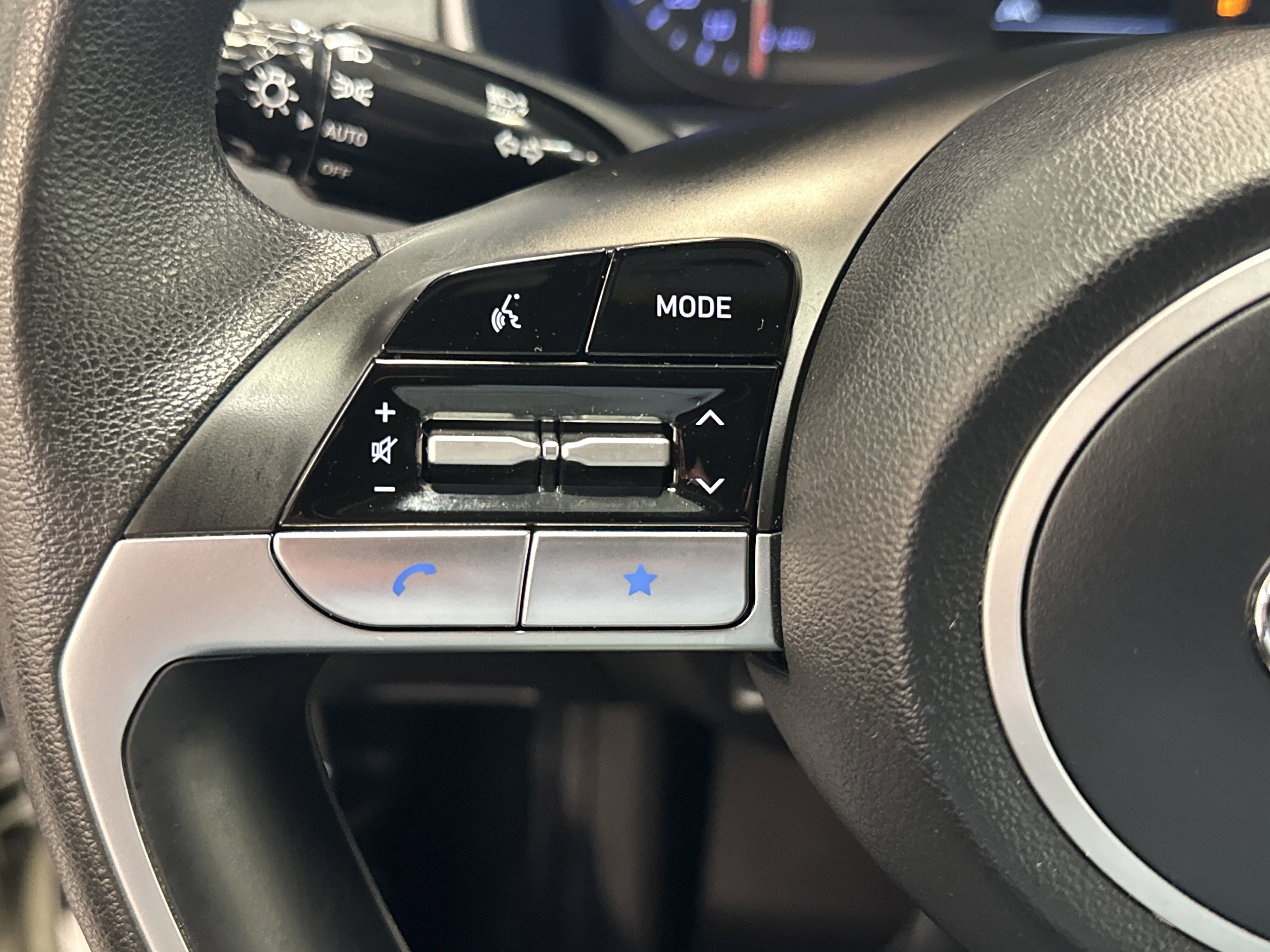 Used 2023 Hyundai Santa Cruz SEL image 28