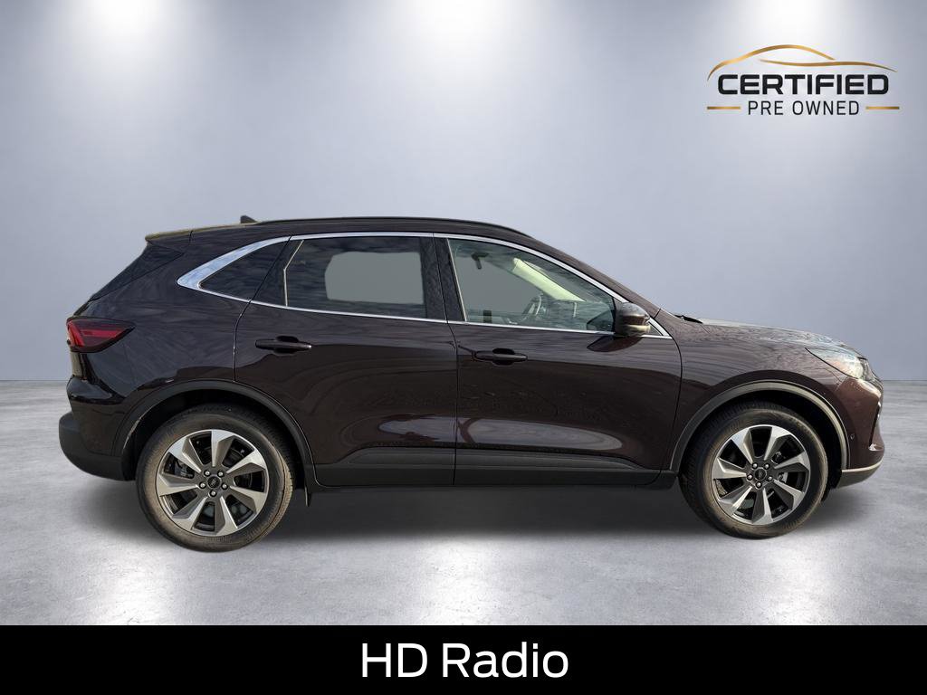 Certified 2023 Ford Escape Platinum w/ Premium Technology Package AWD/4WD image 9