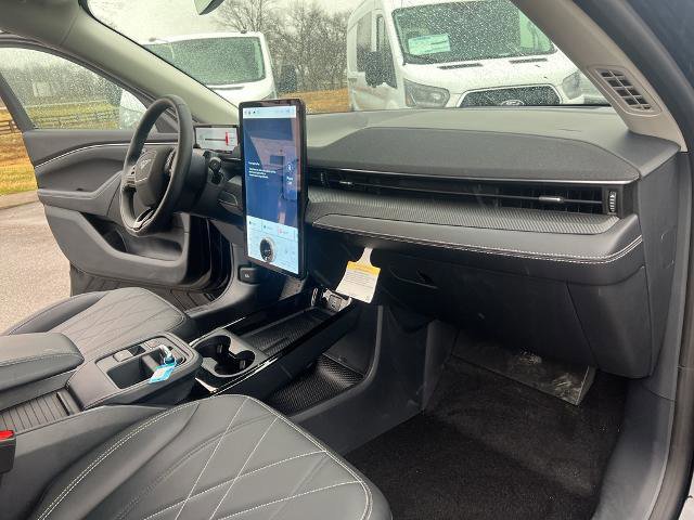 Certified 2025 Ford Mustang Mach-E Select w/ Comfort Package Lite image 12