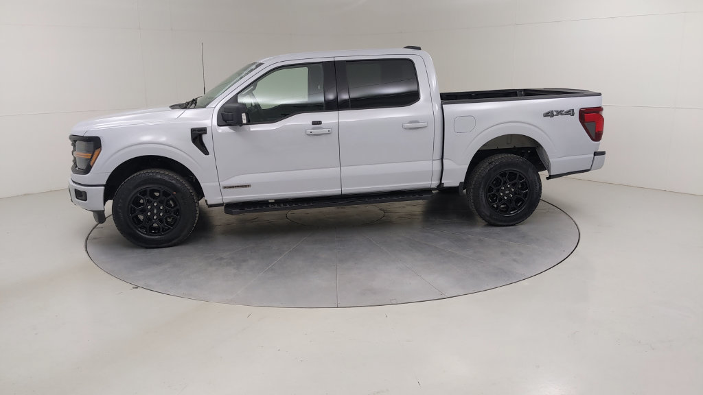Certified 2025 Ford F150 XLT w/ Equipment Group 302A MID AWD/4WD image 18