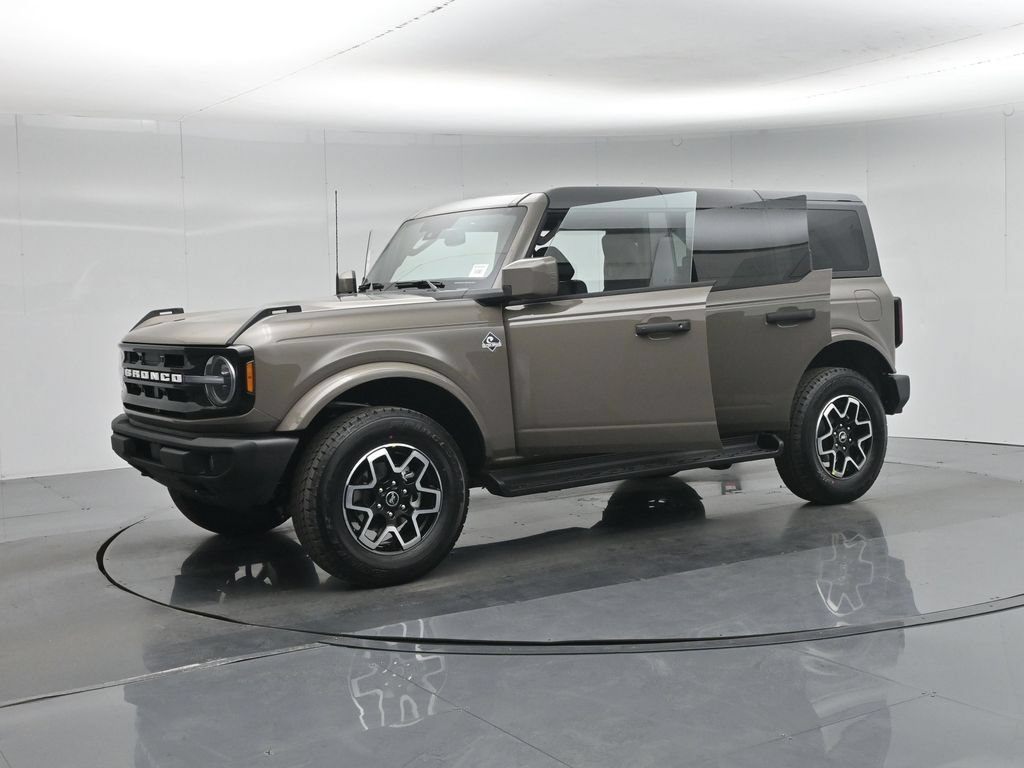 Certified 2026 Ford Bronco Outer Banks AWD/4WD image 9