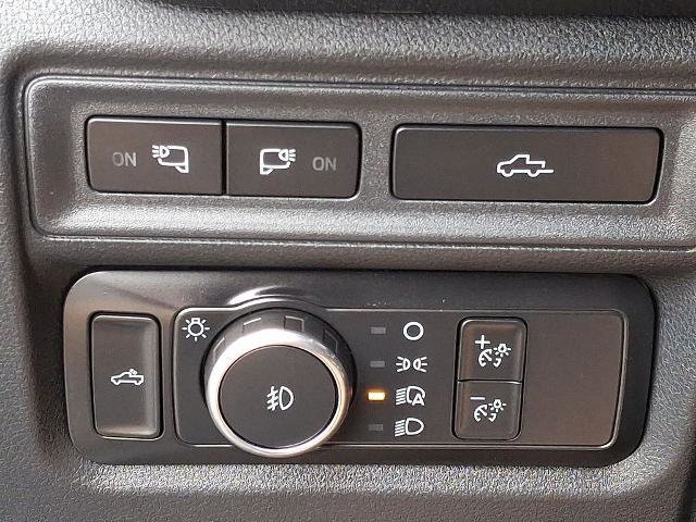 Certified 2021 Ford F150 XLT w/ Equipment Group 302A High image 27