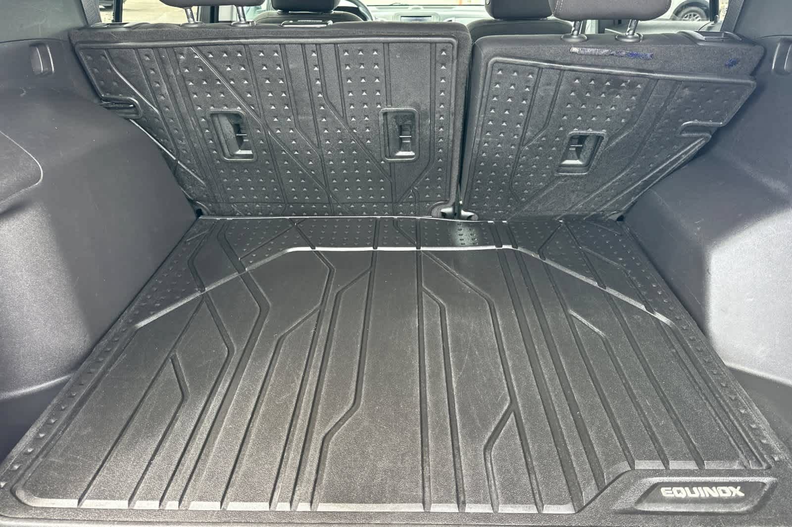 Used 2022 Chevrolet Equinox LT w/ LPO, Floor Liner Package AWD/4WD image 15