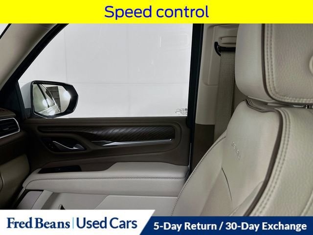 Used 2022 GMC Yukon XL Denali image 32