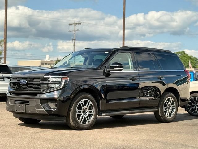 Certified 2025 Ford Expedition Active AWD/4WD image 51