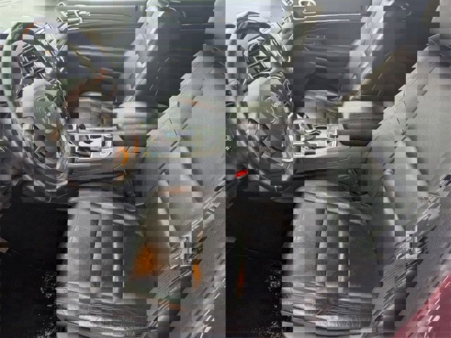 Used 2020 Jeep Grand Cherokee Limited w/ Premium Lighting Group image 12