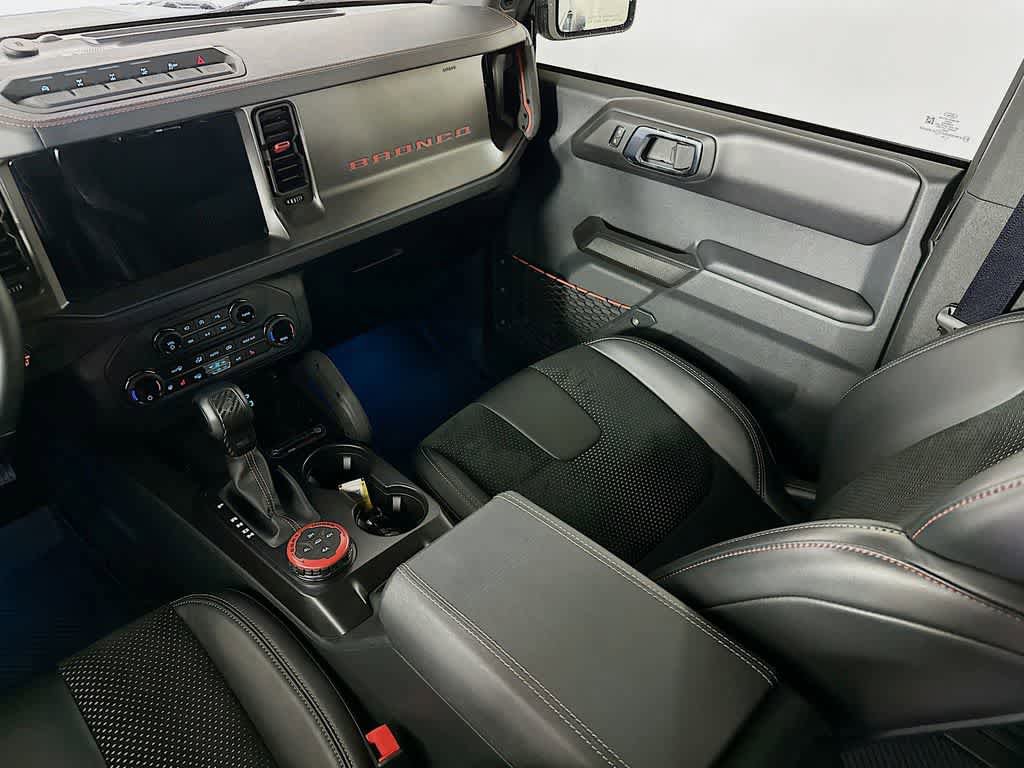 Certified 2025 Ford Bronco Raptor w/ Interior Carbon Fiber Pack AWD/4WD image 11