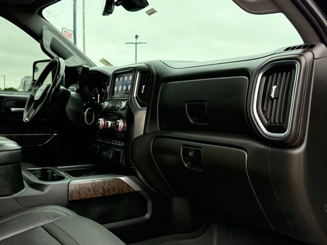 Used 2021 GMC Sierra 2500 Denali w/ Denali Black Diamond Edition AWD/4WD image 17