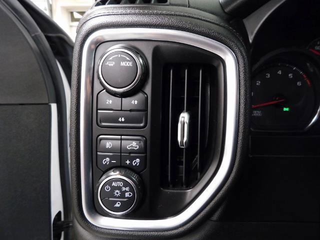Used 2021 Chevrolet Silverado 2500 LT w/ Convenience Package image 19