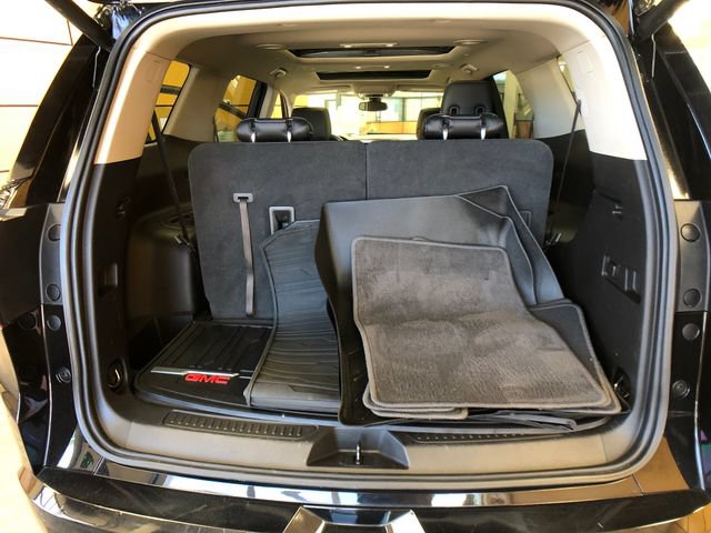 Used 2019 GMC Acadia Denali w/ Technology Package AWD/4WD image 24