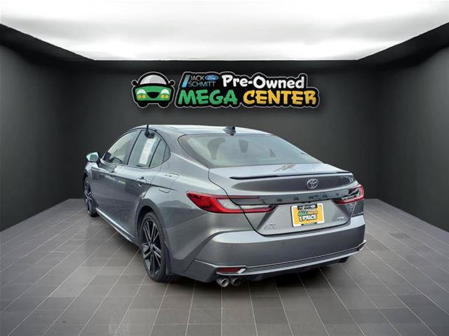 Used 2025 Toyota Camry XSE AWD/4WD image 4