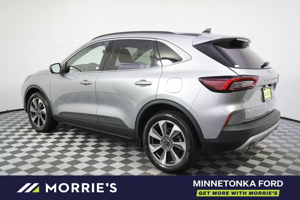 Certified 2023 Ford Escape Platinum AWD/4WD image 3