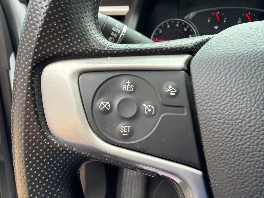 Used 2022 GMC Acadia SLE w/ Driver Convenience Package FWD image 27