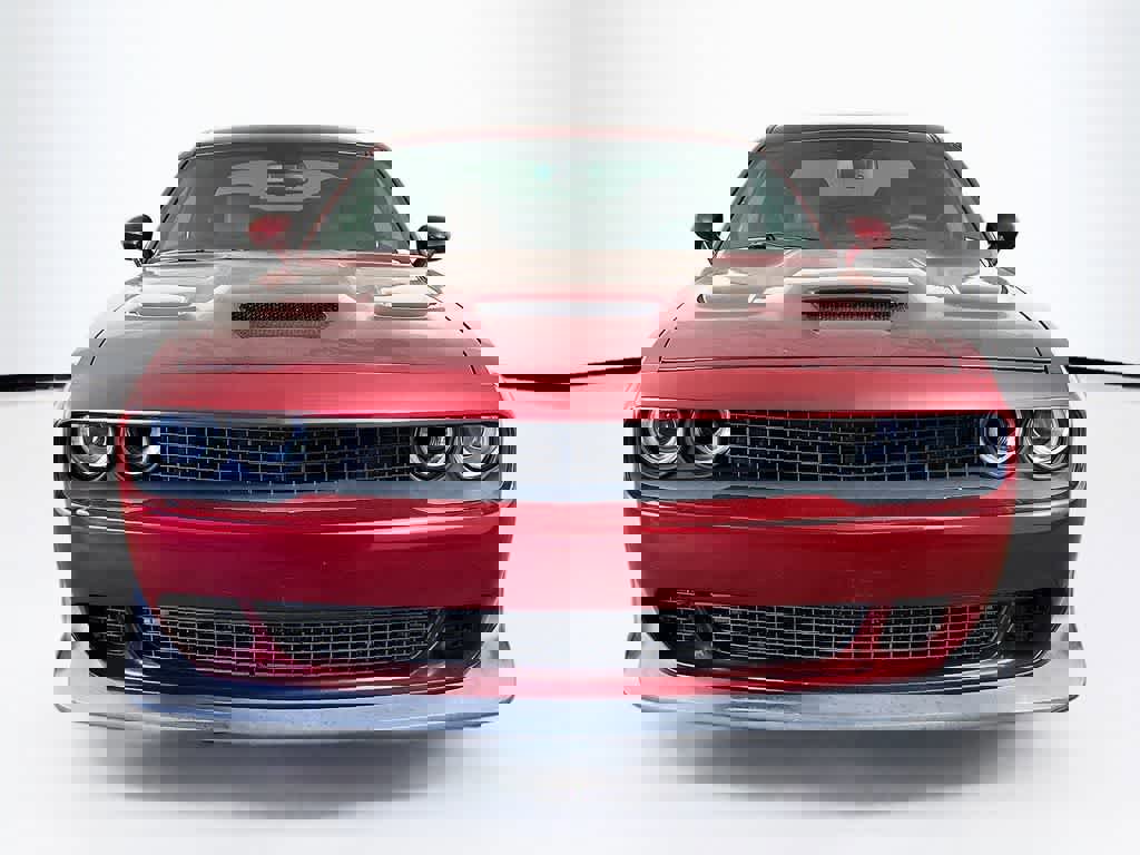 Used 2021 Dodge Challenger SXT image 8