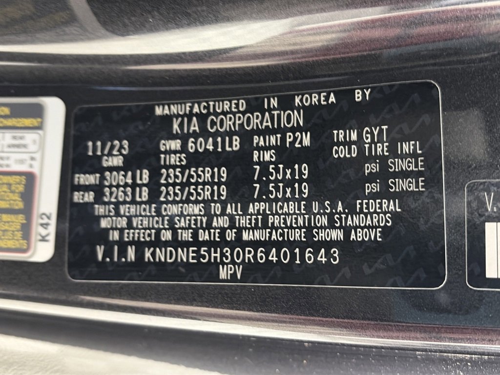 Used 2024 Kia Carnival SX Prestige image 9