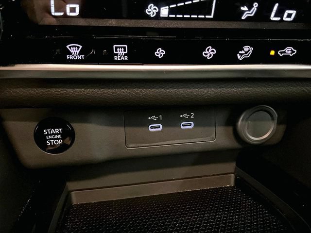 Used 2025 Nissan Rogue SV AWD/4WD image 31