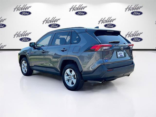Used 2021 Toyota RAV4 XLE w/ Convenience Package FWD image 6