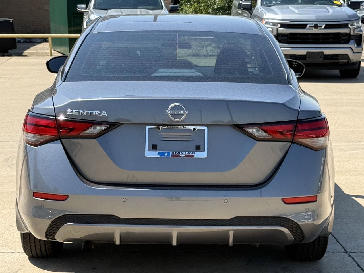 Used 2025 Nissan Sentra S FWD image 6