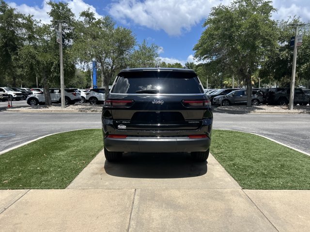 Used 2021 Jeep Grand Cherokee L Limited w/ Trailer Tow Group (B) AWD/4WD image 6