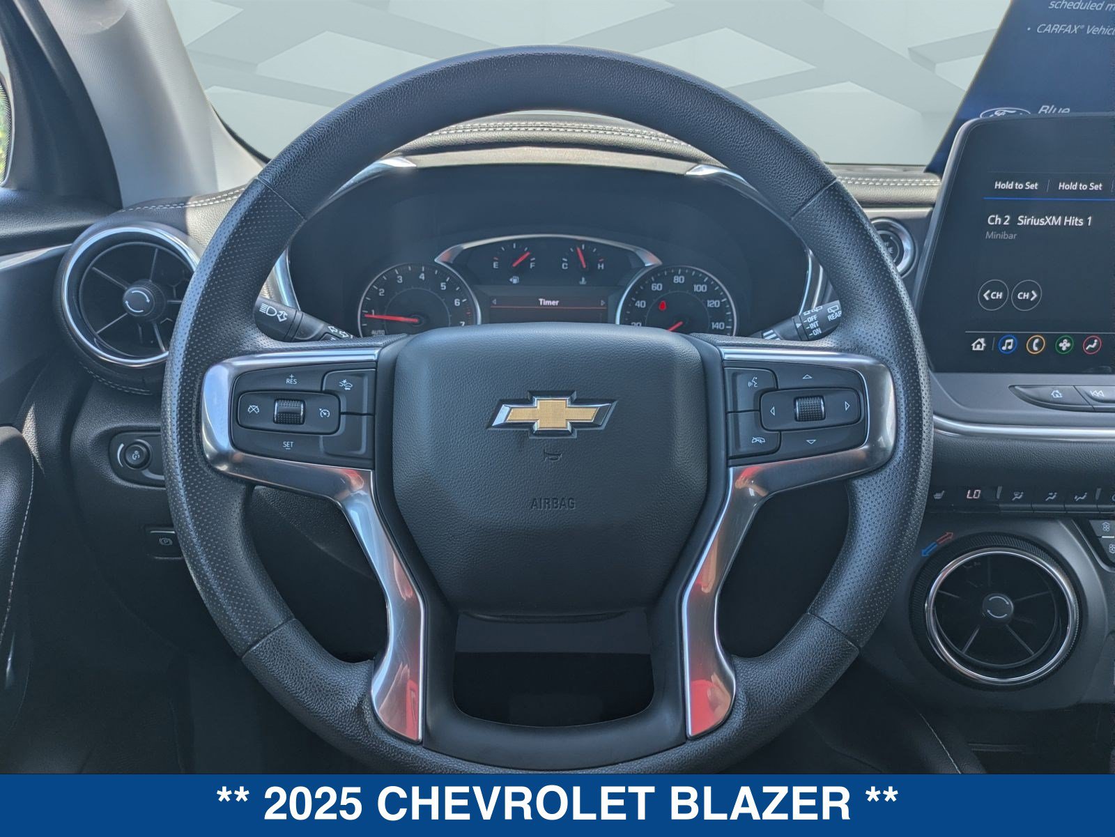 Used 2025 Chevrolet Blazer LT FWD image 27