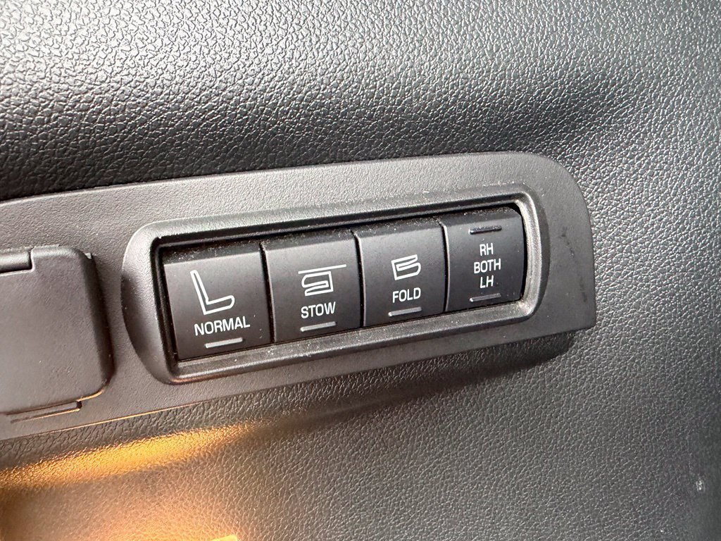 Certified 2019 Ford Explorer Platinum AWD/4WD image 28