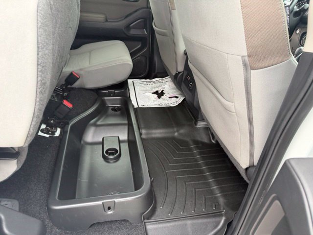 Used 2022 Nissan Frontier SV AWD/4WD image 33