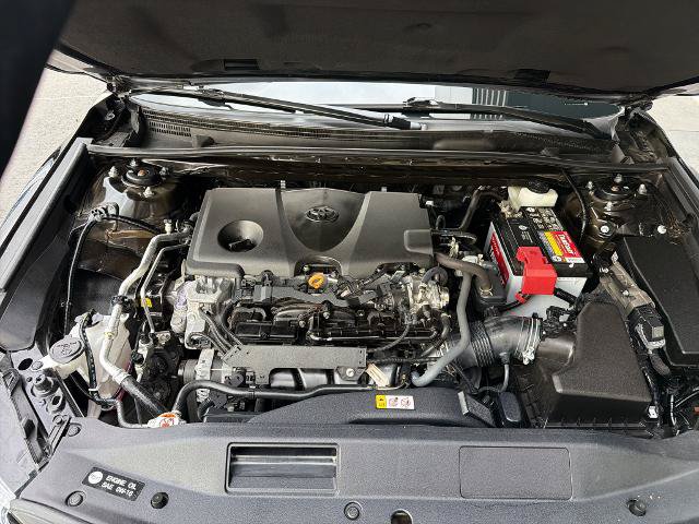 Used 2023 Toyota Camry LE FWD image 4