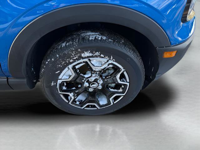 Certified 2025 Ford Bronco Sport Outer Banks w/ Outer Banks Tech Package+ AWD/4WD image 30
