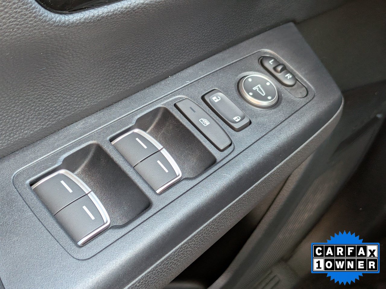 Used 2024 Honda CR-V EX-L image 25
