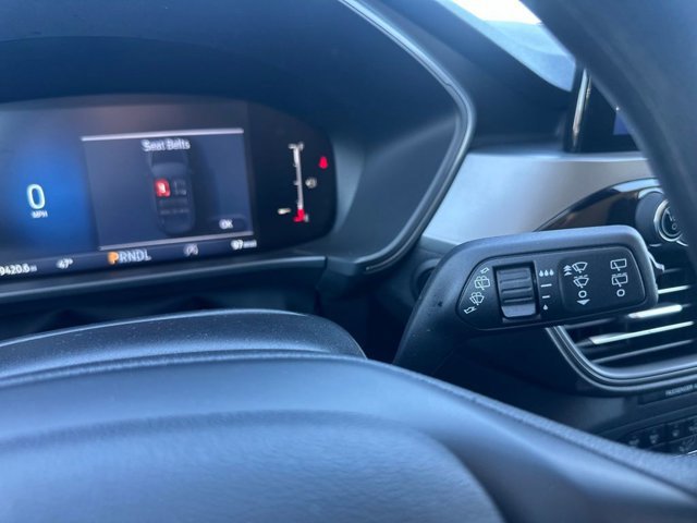Certified 2025 Ford Escape Active AWD/4WD image 19