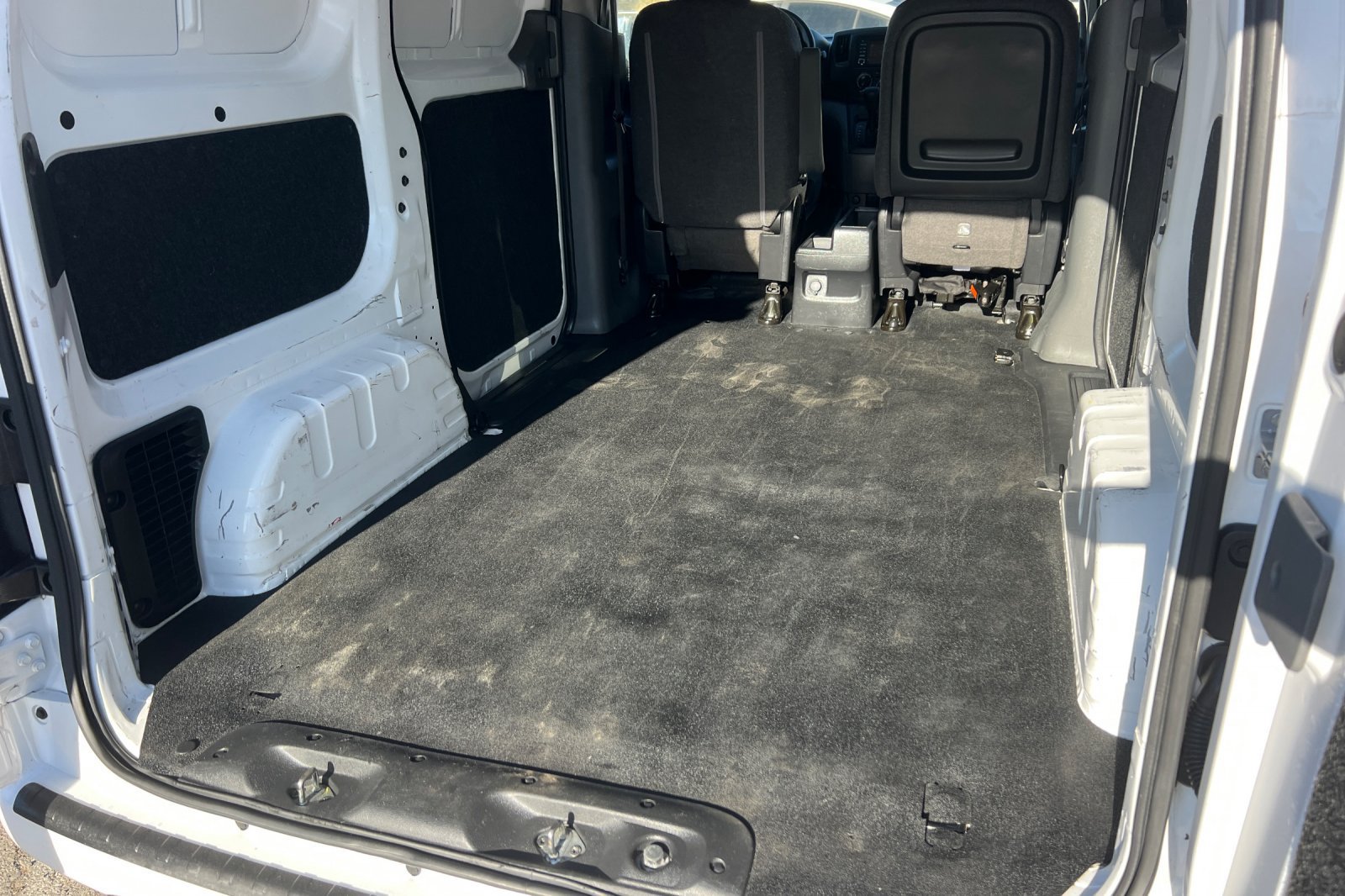 Used 2018 Nissan NV200 SV w/ Navigation Package FWD image 15