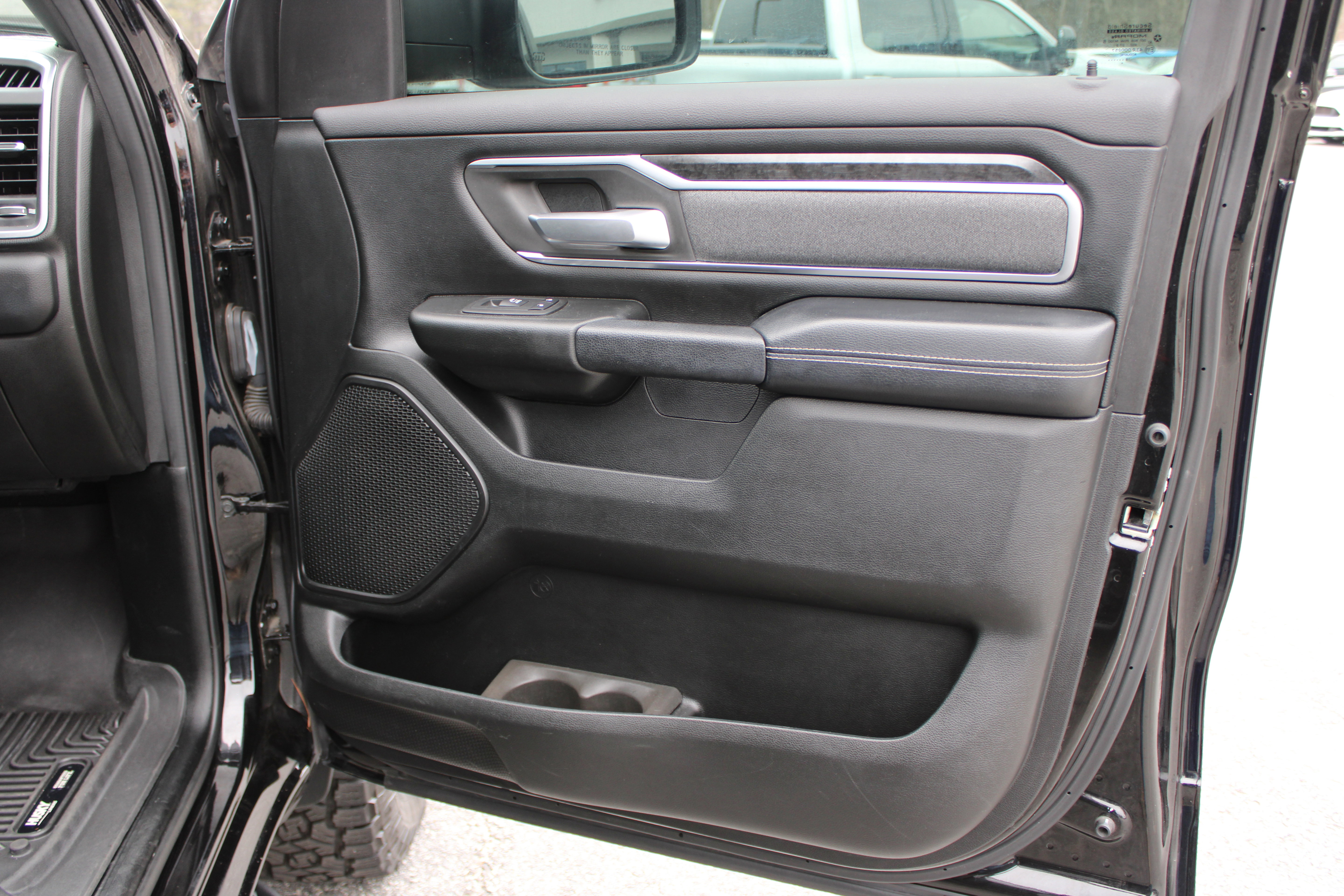 Used 2019 RAM 1500 Big Horn image 16