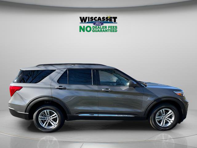Certified 2022 Ford Explorer XLT w/ Equipment Group 202A AWD/4WD image 5