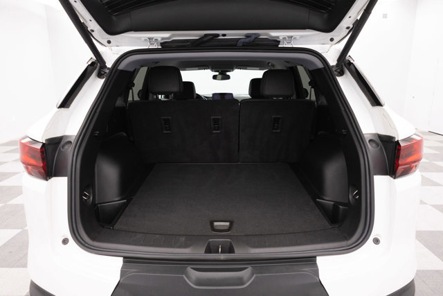 Used 2023 Chevrolet Blazer LT AWD/4WD image 11