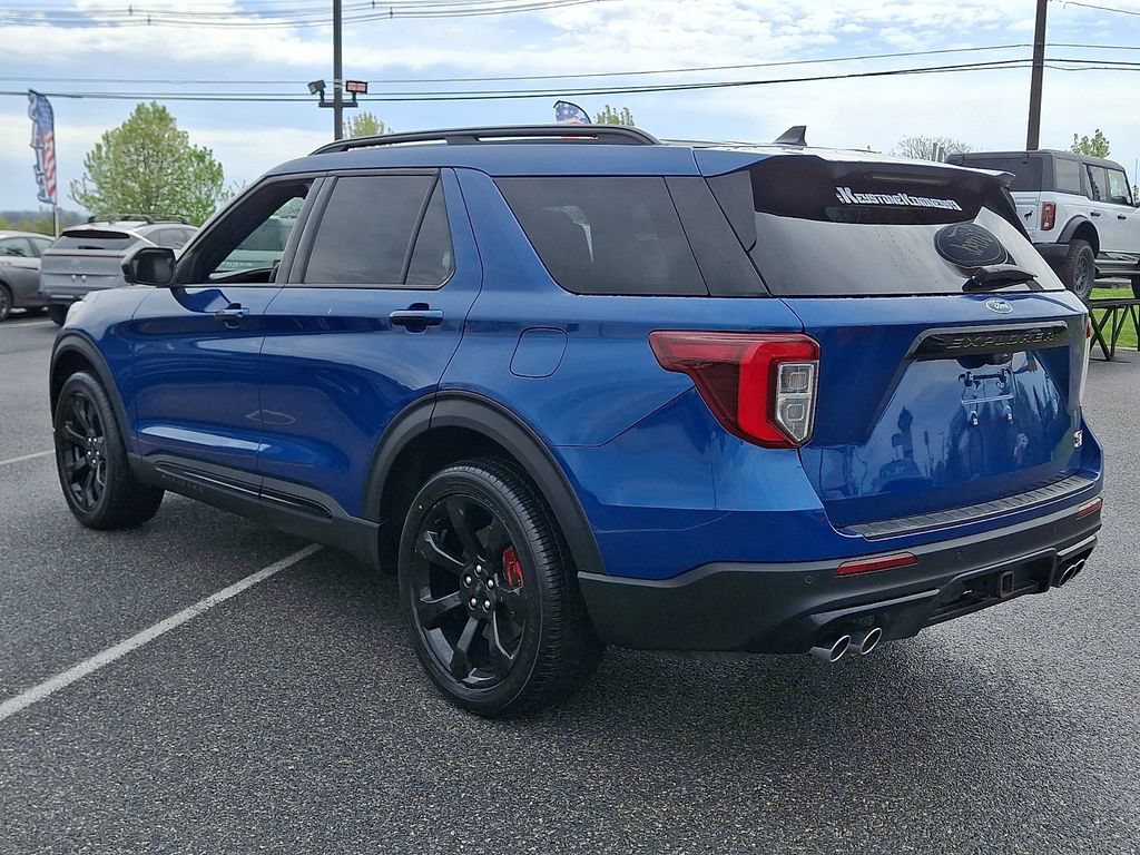 Certified 2022 Ford Explorer ST w/ ST Street Pack AWD/4WD image 4