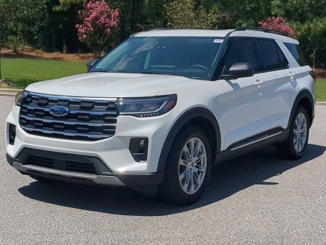 Certified 2025 Ford Explorer Active w/ Active Comfort Package AWD/4WD image 8